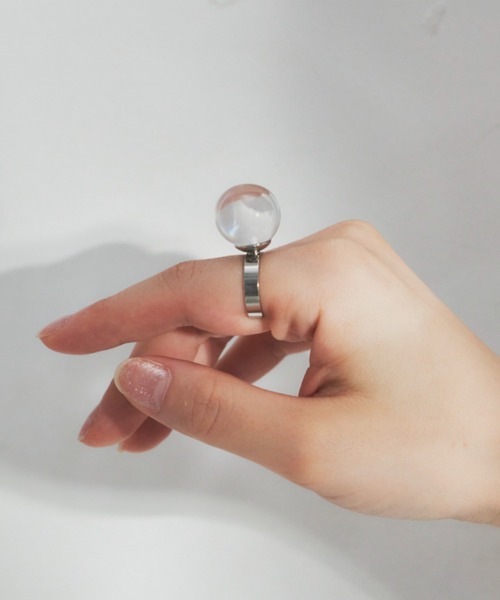 VANNIE U(ヴァニーユー)の「sphere ring(リング・レディース・シルバー/ゴールド/クリア・FREE)」の6枚目の写真