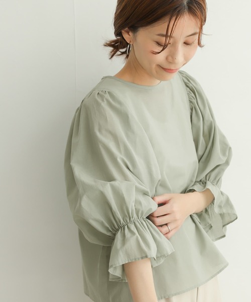 URBAN RESEARCH DOORS（アーバンリサーチドアーズ）の「ギャザースリーブブラウス（シャツ/ブラウス・レディース・ブラック/ミント/グレー系その他・MEDIUM）」の15枚目の写真