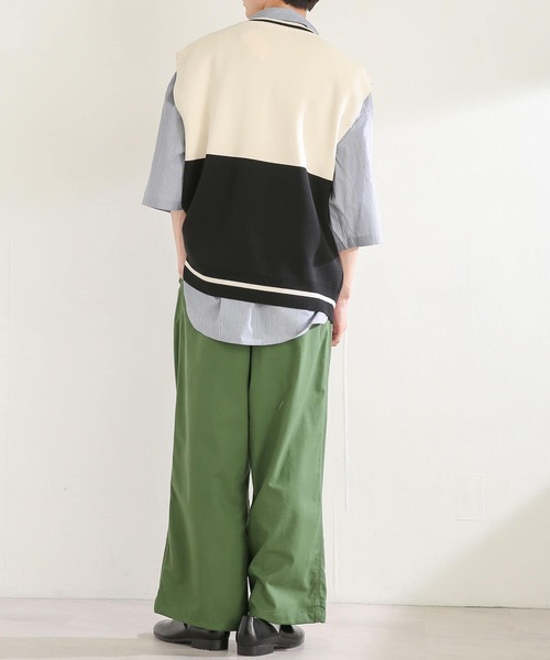 SENSE OF PLACE by URBAN RESEARCH（センスオブプレイスバイアーバンリサーチ）の「『ユニセックス』バイカラークルーネックニットベスト（ベスト・メンズ・ブラック/ネイビー/グリーン・MEDIUM/LARGE）」の8枚目の写真