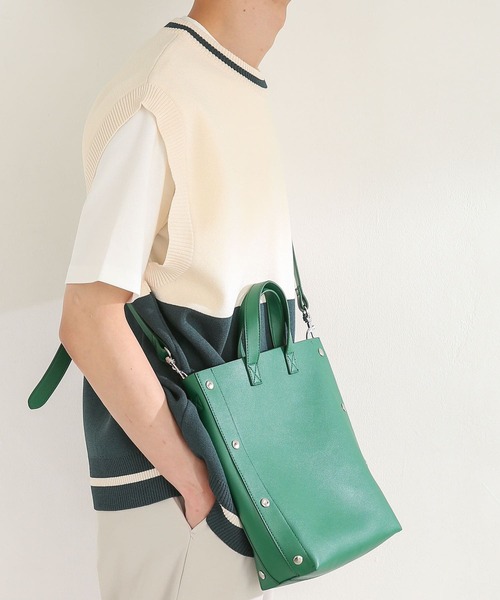 SENSE OF PLACE by URBAN RESEARCH（センスオブプレイスバイアーバンリサーチ）の「『ユニセックス』バイカラークルーネックニットベスト（ベスト・メンズ・ブラック/ネイビー/グリーン・MEDIUM/LARGE）」の12枚目の写真