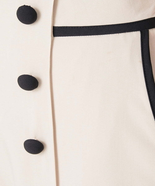 A de a.v.v(アードアー・ヴェ・ヴェ)の「バイカラーパイピングパンツ(その他パンツ・レディース・ライトブルー/ベージュ/ブラック・36/38)」の21枚目の写真