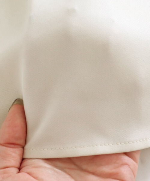 Pierrot（ピエロ）の「バンドカラー裾切り替えワンピース（ワンピース・レディース・ブラック/ブラウン/アイボリー/グリーン系その他/ブルー系その他・M/L/PM）」の13枚目の写真