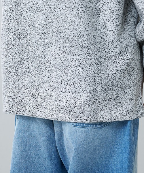 Lui's（ルイス）の「総柄ハイネックタートルカットソー（Tシャツ