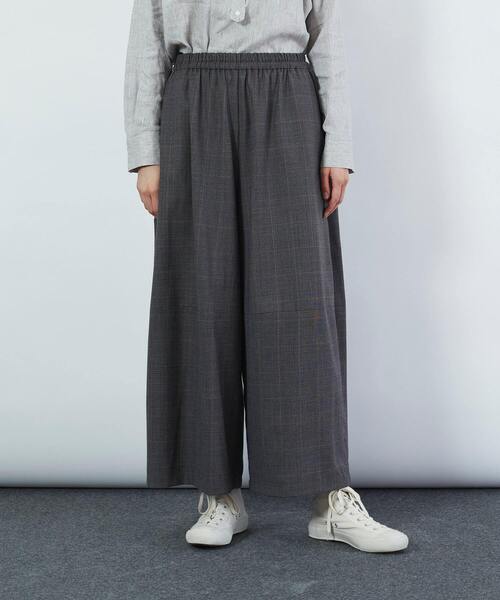 タグ付き　新品未使用　LOISIR エステルウール　サキソニー　パンツ LOISIR（ロワズィール）の「エステルウールサキソニーボトル
