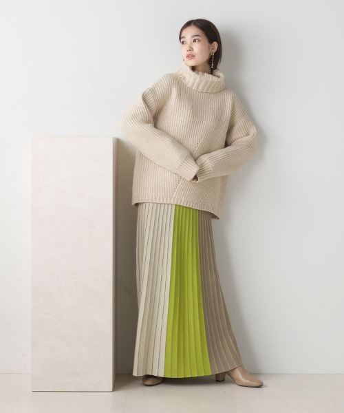 FURRY（ファーリー）の「ロービングタートルネックトップス（ニット/セーター・レディース・ベージュ/ブラウン/アイボリー・FREE）」の10枚目の写真