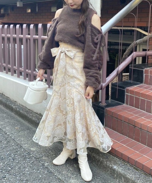 one after another NICE CLAUP（ワンアフターアナザーナイスクラップ）の「上品で華やかな印象。ラッフルマーメイドスカート（スカート・レディース・ブラック/ライトベージュ/グレー系その他/ベージュ系その他・SMALL/MEDIUM）」の21枚目の写真