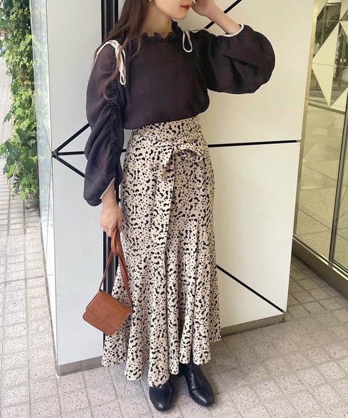 one after another NICE CLAUP（ワンアフターアナザーナイスクラップ）の「上品で華やかな印象。ラッフルマーメイドスカート（スカート・レディース・ブラック/ライトベージュ/グレー系その他/ベージュ系その他・SMALL/MEDIUM）」の18枚目の写真