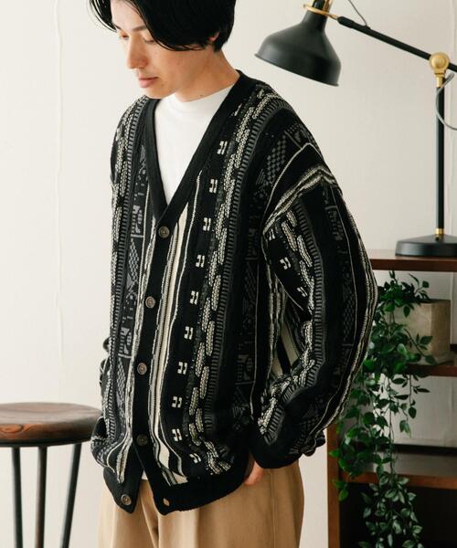 ITEMS URBANRESEARCH（アイテムズ アーバンリサーチ）の「マルチジャカード ニットカーディガン（カーディガン/ボレロ・メンズ・ブラック/ネイビー/グリーン・MEDIUM/LARGE）」の18枚目の写真