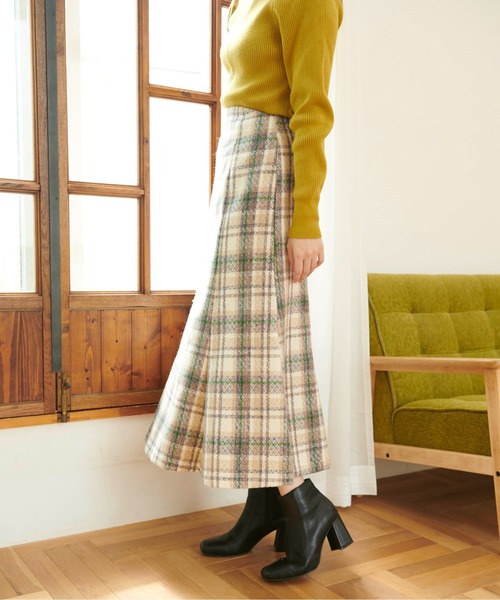 FREE'S MART(フリーズマート)の「◆ツイードチェックマーメイドスカート(スカート・レディース・ベージュ系その他/グリーン系その他/イエロー系その他・X-SMALL/MEDIUM/SMALL)」の11枚目の写真