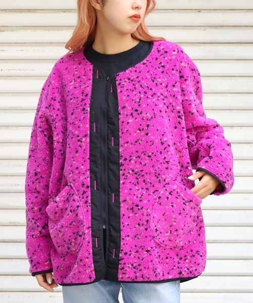 CAL O LINE（キャルオーライン）の「CAL O LINE/キャルオーライン JACQUARD PILE LINER CARDIGAN ライナーカーディガン フリース ノーカラー（カーディガン/ボレロ・メンズ・ピンク/ブラック・L/XL/M）」の18枚目の写真