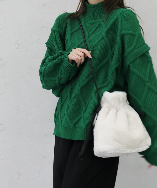 Per sist ence（パーシエンス）の「フェイクファー 巾着２WAYミニショルダーバッグ（ショルダーバッグ・レディース・レオパード/アイボリー/モカ/チャコールグレー/グレー/セージグリーン/スモークピンク/ブラウン系/ベージュ/ブラウン/ベージュ系・FREE）」の2枚目の写真