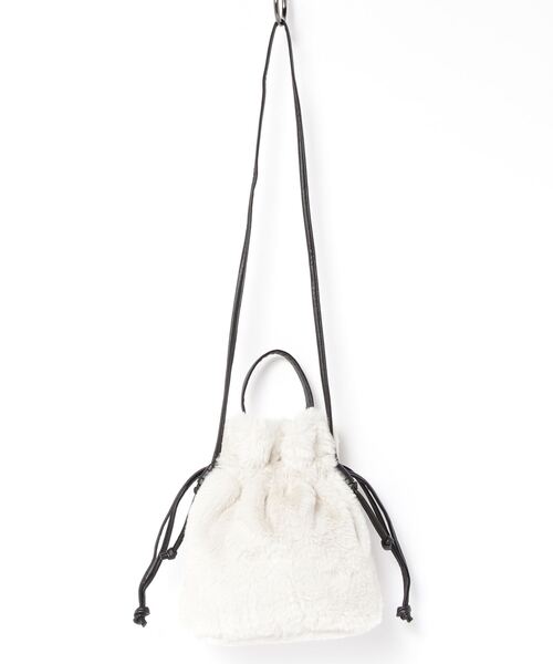 Per sist ence（パーシエンス）の「フェイクファー 巾着２WAYミニショルダーバッグ（ショルダーバッグ・レディース・レオパード/アイボリー/モカ/チャコールグレー/グレー/セージグリーン/スモークピンク/ブラウン系/ベージュ/ブラウン/ベージュ系・FREE）」の20枚目の写真