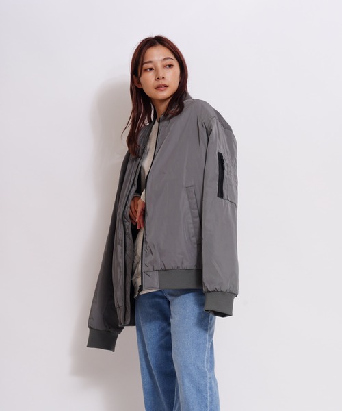 GIORDANO（ジョルダーノ）の「[ GIORDANO ]パデッドMA-1ジャケット (ユニセックス)（MA-1・レディース・グリーン/ネイビー/ブラック・MEDIUM/LARGE/X-LARGE/SMALL）」の7枚目の写真