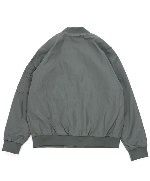 GIORDANO（ジョルダーノ）の「[ GIORDANO ]パデッドMA-1ジャケット (ユニセックス)（MA-1・レディース・グリーン/ネイビー/ブラック・MEDIUM/LARGE/X-LARGE/SMALL）」の13枚目の写真