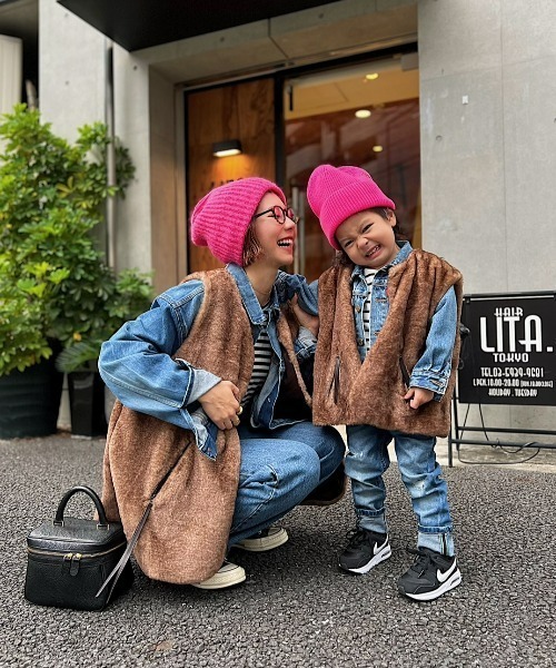 INTER FACTORY（インターファクトリー）の「ファッションインフルエンサー MAIKO - ノーカラーファーベスト（ベスト・レディース・ブラウン・FREE）」の2枚目の写真