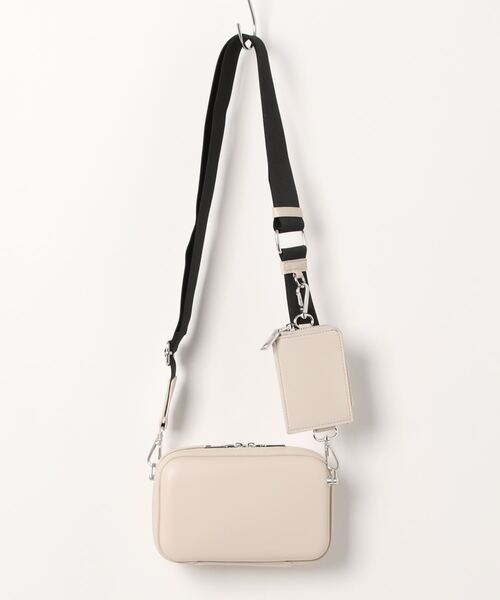 B.R.U（ブル）の「【男女兼用】コインケース付きハードケースバッグ（ショルダーバッグ・メンズ・ホワイト/ブラック・FREE）」の3枚目の写真