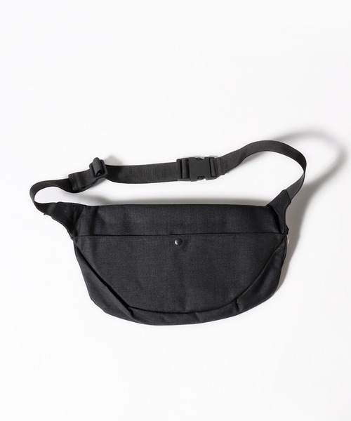 UNIVERSAL OVERALL(ユニバーサルオーバーオール)の「UNIVERSAL OVERALL/ユニバーサルオーバーオール 2WAY waist bag ウエストバック ボディバッグ(ボディバッグ/ウエストポーチ・メンズ・ブラック/ベージュ/カーキ・ONE SIZE)」の6枚目の写真