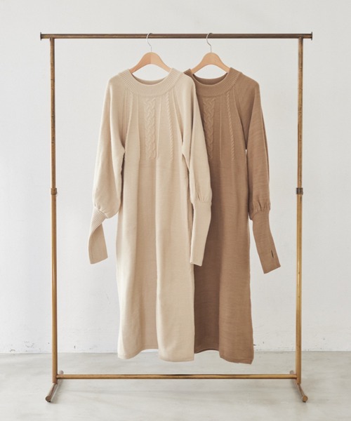 idem(イデム)の「arm warmers knit onepiece/アームウォーマ―ニットワンピース【Sサイズ展開あり】(ワンピース・レディース・アイボリー/モカ・FREE/SMALL)」の7枚目の写真