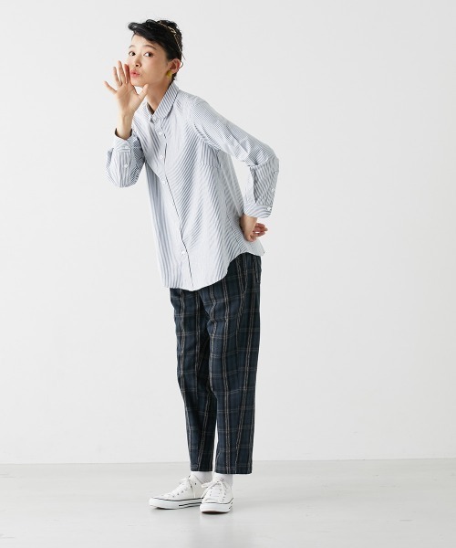 Le temps riche(ルタンリッシュ)の「ラウンドカラーストライプシャツ <Le temps riche>(シャツ/ブラウス・レディース・オレンジ系/ネイビー系・LL/M/L/S)」の10枚目の写真