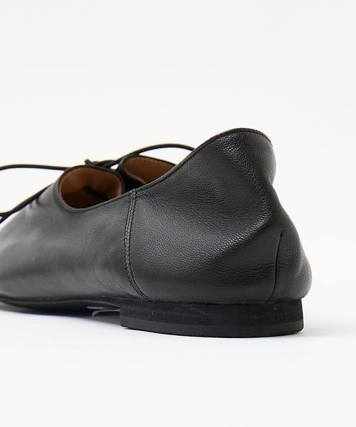 PICHE ABAHOUSE（ピシェ アバハウス）の「レースアップ ソフトバブーシュ（ドレスシューズ・レディース・ブラック/ホワイト/レモンイエロー/シャンパン/キャメル・36/37/35/38/39/34）」の10枚目の写真