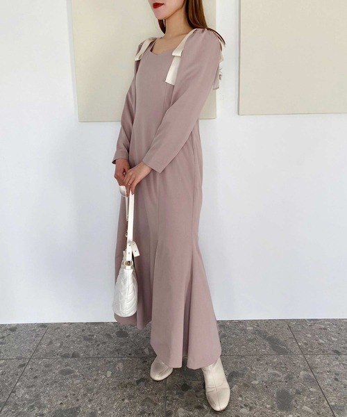 one after another NICE CLAUP(ワンアフターアナザーナイスクラップ)の「【リボンコレクション】 WEB限定肩リボンマーメイドワンピース(ワンピース・レディース・アイボリー/ブラック/ピンク・FREE)」の11枚目の写真