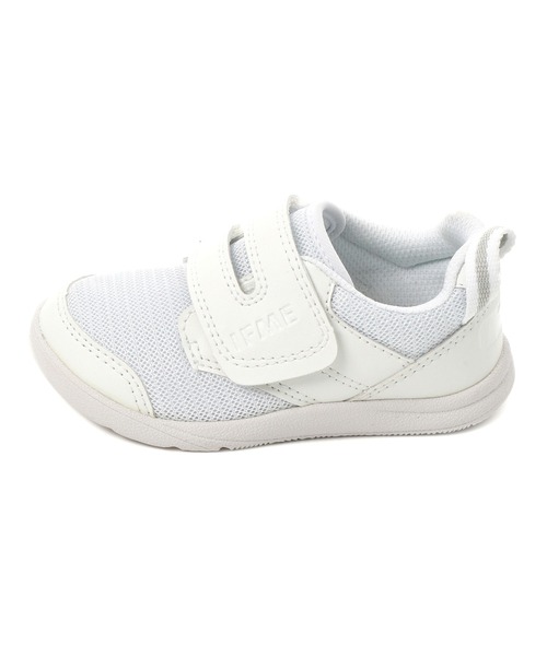 IFME（イフミー）の「SCHOOL｜IFME 息するソール上履きフレキシブルソールワンベルトタイプ（スリッポン・キッズ・ホワイト/ネイビー/レッド・18.5cm/17.0cm/17.5cm/19.5cm/19.0cm/15.0cm/16.0cm/20.5cm/20.0cm/15.5cm/16.5cm/21.0cm/18.0cm/21.5cm/23.5cm/22.5cm/22.0cm/24.0cm/23.0cm）」の18枚目の写真