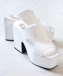 スクエアトゥボリュームソールミュールサンダル