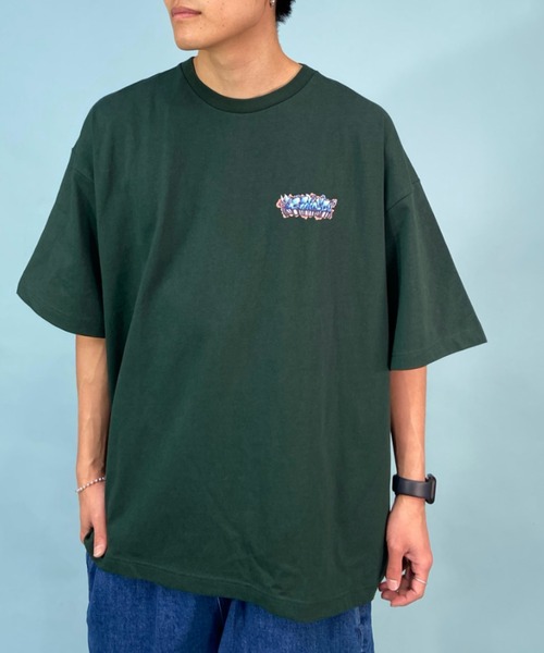 DC(ディーシー)の「【ムラサキスポーツ別注】DC/ディーシー×Takeee8コラボモデル オーバーサイズTシャツ バックプリント グラフィックTee/クルーネック ヘビーウェイト DST232050(Tシャツ/カットソー・メンズ・グリーン/ブラック/ホワイト・M/L/XL)」の17枚目の写真