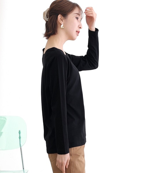 ElegChic(エレグシック)の「コットンスクエアネックプルオーバー(Tシャツ/カットソー・レディース・グレイッシュベージュ/モカ/ブラック/オフホワイト/チャコールグレー・3L/5L/L)」の7枚目の写真