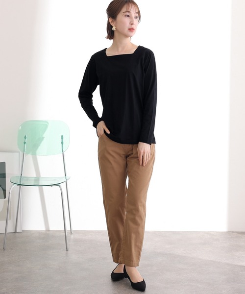 ElegChic(エレグシック)の「コットンスクエアネックプルオーバー(Tシャツ/カットソー・レディース・グレイッシュベージュ/モカ/ブラック/オフホワイト/チャコールグレー・3L/5L/L)」の9枚目の写真