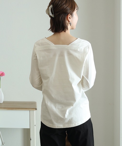 ElegChic(エレグシック)の「コットンスクエアネックプルオーバー(Tシャツ/カットソー・レディース・グレイッシュベージュ/モカ/ブラック/オフホワイト/チャコールグレー・3L/5L/L)」の12枚目の写真