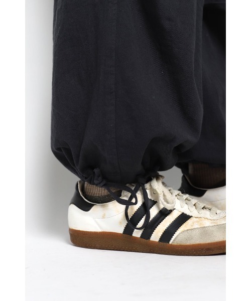 Badhiya(バディ―ヤ)の「BDU PANTS - twill(カーゴパンツ・メンズ・スミクロ/ベージュ・FREE)」の19枚目の写真