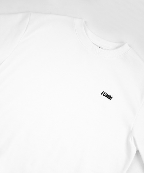 FCMM（エフシーエムエム）の「【UNISEX】CLUB ESSENTIAL SWEATSHIRT/クラブエッセンシャルスウェットシャツ（スウェット・メンズ・ワインレッド/ホワイト/ブラウン/アイボリー/ブラック/ライトグレー/ナチュラル/グレー・LARGE/X-LARGE/MEDIUM）」の12枚目の写真