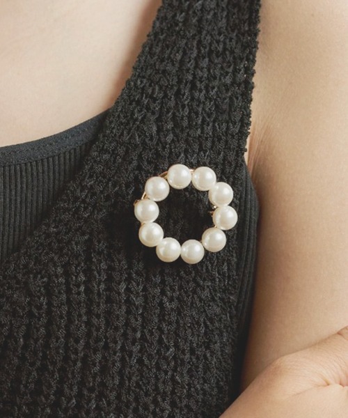 SETUP7（セットアップセブン）の「【SETUP7】TTS3096 サークルパールブローチ INF（ブローチ/コサージュ・レディース・ゴールド・FREE）」の3枚目の写真