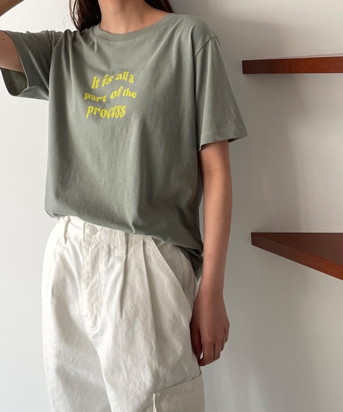 CANAL JEAN（キャナルジーン）の「El mar(エルマール) "It is all"半袖Tシャツ（Tシャツ/カットソー・レディース・カーキ/ホワイト・ONE SIZE）」の2枚目の写真