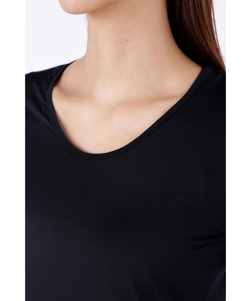 New Balance Golf（ニューバランスゴルフ）の「【new balance golf】4WAYベア天竺 Uネック インナー プルオーバー (WOMENS SPORT)（Tシャツ/カットソー・レディース・ブラック/ホワイト/グレー系その他2・MEDIUM/LARGE/SMALL）」の17枚目の写真