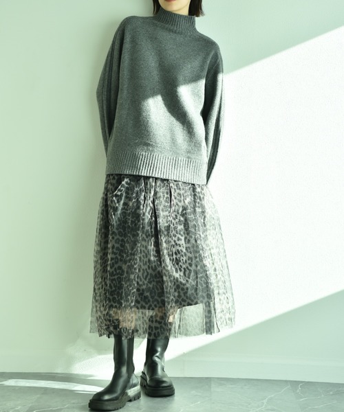 INTERPLANET（インタープラネット）の「７Ｇ天竺袖山リブハイネックプルオーバー（ニット/セーター・レディース・オフホワイト/モカ/チャコールグレー/ピンクベージュ/ネイビー・FREE）」の19枚目の写真