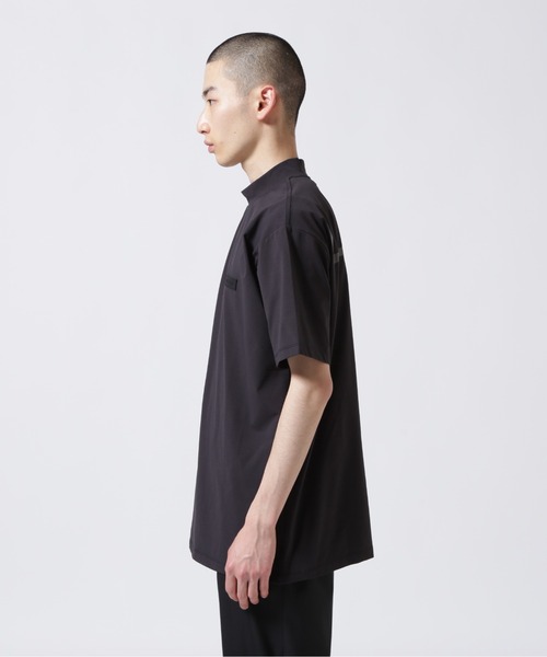 LUSOR（ルーソル）の「LUSOR（ルーソル）Harf Neck. SSカットソー（Tシャツ/カットソー・メンズ・ブラック・L/M/S）」の6枚目の写真