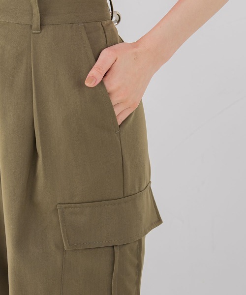 VICKY（ビッキー）の「【今季トレンド！】ダッドスラックスカーゴパンツ《手洗い可能》（カーゴパンツ・レディース・カーキ/ブラック/ブルー/イエロー・M）」の20枚目の写真