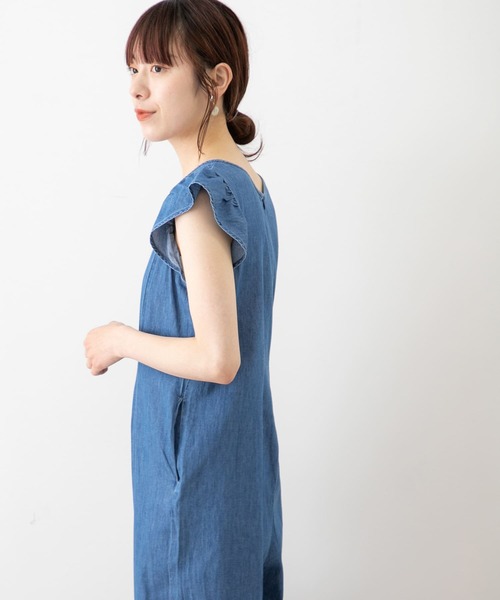 URBAN RESEARCH Sonny Label（アーバンリサーチサニーレーベル）の「デニムフリルオールインワン（つなぎ/オールインワン・レディース・ライトインディゴブルー/インディゴブルー・36/38）」の14枚目の写真