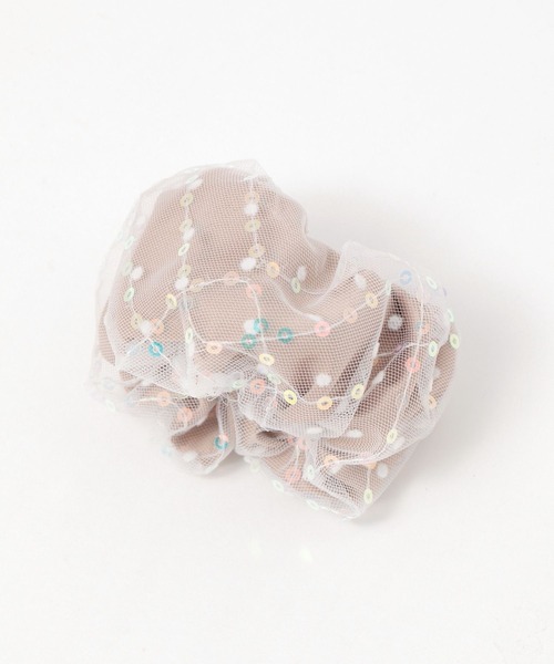 GLOBAL WORK（グローバルワーク）の「ふわふわパチパチヘアカフ/909081（バレッタ/ヘアクリップ・レディース・ホワイト/グレイッシュベージュ/ブルー/ブラック/グレー/ベージュ/ベージュ系その他/グレー系その他6/レオパード/ブラック系/その他1/グレー系その他2/ブラック系1/グリーン/オフホワイト/ダークグリーン/ホワイト系その他2/ホワイト系その他3/シルバー系その他3/ライトベージュ/グレー系その他4/ライトピンク/ホワイト系その他/ベージュ系その他3・ONE SIZE）」の15枚目の写真