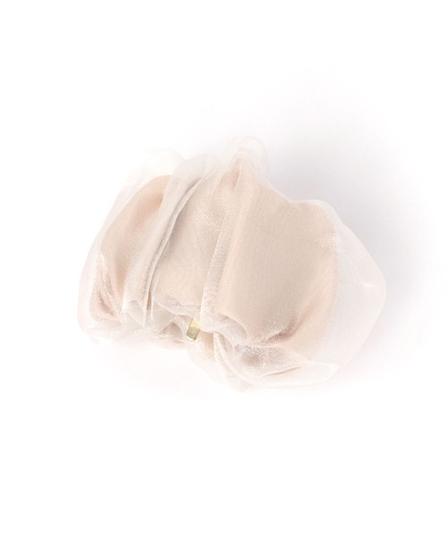 GLOBAL WORK（グローバルワーク）の「ふわふわパチパチヘアカフ/909081（バレッタ/ヘアクリップ・レディース・ホワイト/グレイッシュベージュ/ブルー/ブラック/グレー/ベージュ/ベージュ系その他/グレー系その他6/レオパード/ブラック系/その他1/グレー系その他2/ブラック系1/グリーン/オフホワイト/ダークグリーン/ホワイト系その他2/ホワイト系その他3/シルバー系その他3/ライトベージュ/グレー系その他4/ライトピンク/ホワイト系その他/ベージュ系その他3・ONE SIZE）」の4枚目の写真