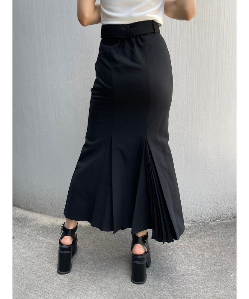 ENVYM（アンビー）の「マーメイドプリーツスカート（スカート・レディース・ブラック/アイボリー・FREE）」の5枚目の写真