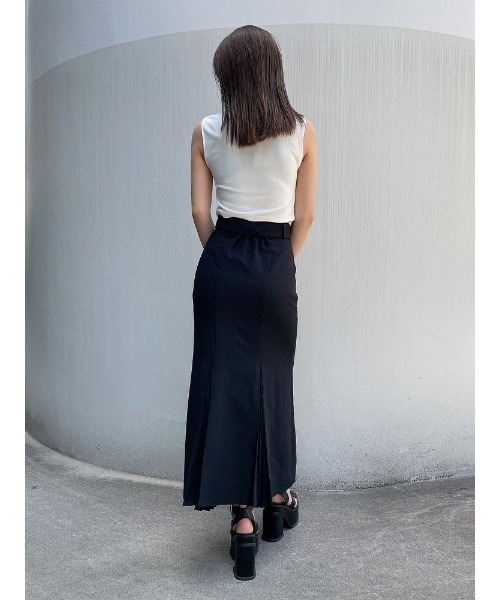 ENVYM（アンビー）の「マーメイドプリーツスカート（スカート・レディース・ブラック/アイボリー・FREE）」の7枚目の写真