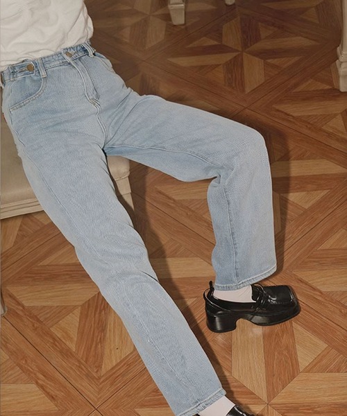 ROOPTOKYO（ループトウキョウ）の「▲flour design denim pants/フラワーデザインデニムパンツ（デニムパンツ・レディース・ライトブルー・L/M/XL）」の2枚目の写真