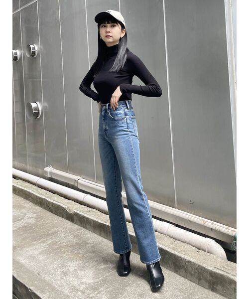 MURUA(ムルーア)の「ルーズネックミニマルタートル(ニット/セーター・レディース・ブルー/ベージュ/アイボリー/ブラック・FREE)」の10枚目の写真