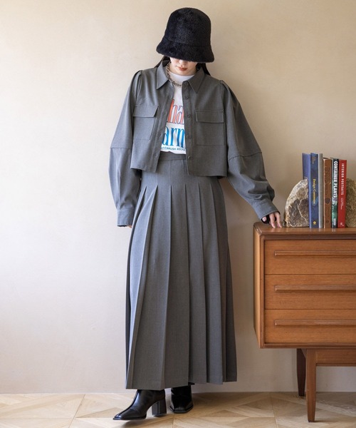 LOWRYS FARM（ローリーズファーム）の「ＴＲクロップドシャツＬＳ　965134（シャツ/ブラウス・レディース・グレー/ネイビー・FREE）」の3枚目の写真