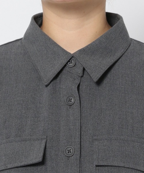 LOWRYS FARM（ローリーズファーム）の「ＴＲクロップドシャツＬＳ　965134（シャツ/ブラウス・レディース・グレー/ネイビー・FREE）」の17枚目の写真