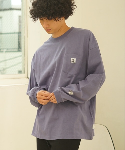 BEN DAVIS（ベンデイビス）の「【BEN DAVIS/ベンデイビス】 ポケ付き ビッグシルエット ロンT　 無地　ストリート スケータースタイル　ユニセックス（Tシャツ/カットソー・メンズ・ブラック/ダークパープル/ダークブルー/ホワイト/グレー/チャコールグレー・MEDIUM/SMALL/X-LARGE/LARGE）」の6枚目の写真
