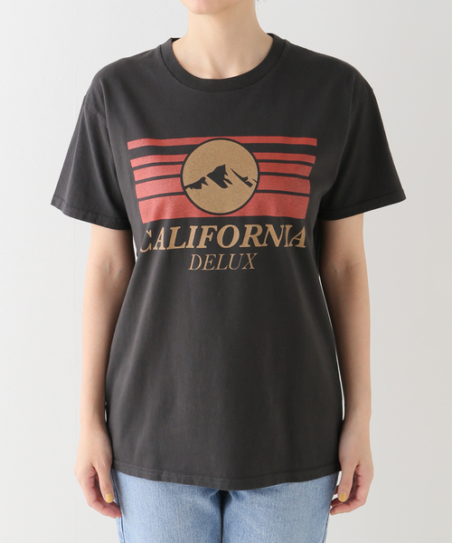 トップス Deuxieme Classe CALUX CD MOUNTAIN TEE CALUX（キャラクス）の「【CALUX/キャラクス】 CD MOUNTAIN TEE